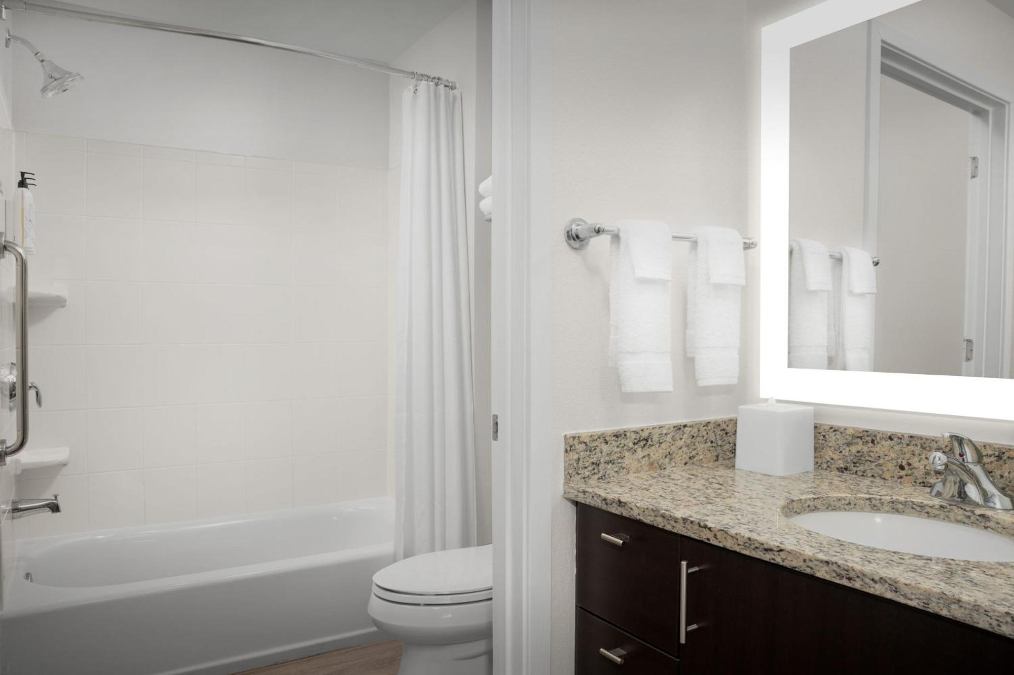 Towneplace Suites By Marriott Gainesville Northwest Екстер'єр фото
